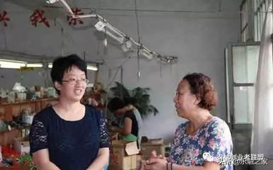 没钱在县城干什么好能赚钱(普通人做什么项目能白手起家)