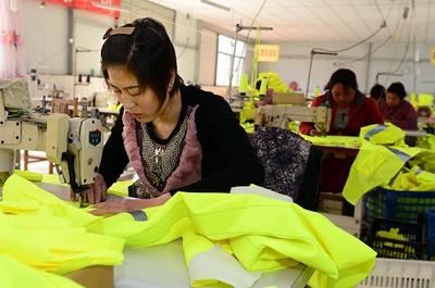 来料加工业助农增收